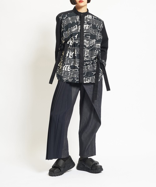 gomme（ゴム）の「モーツァルトスコアＰ　ギャザーブラウス（シャツ/ブラウス・レディース・ブラック/ホワイト・MEDIUM）」の4枚目の写真