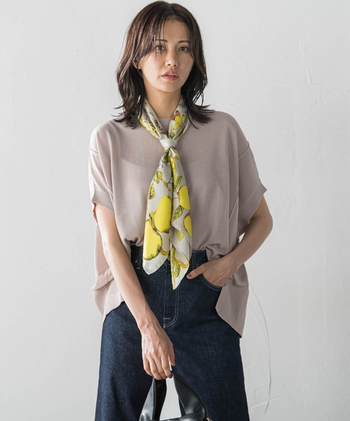 LAUTREAMONT（ロートレアモン）の「【WEB限定】リネンライクシアーニット≪手洗い可能≫（ニット/セーター・レディース・グリーン/ブルー/ピンク/イエロー/ネイビー/ブラウン/ブラック/パープル/ベージュ/ホワイト・9号）」の2枚目の写真