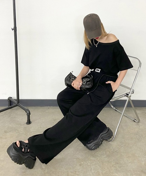 non-hedge（ノンヘッジ）の「オフショルトップスワイドパンツセットアップ（セットアップ・レディース・オートミール/グレー/ブラック・FREE）」の6枚目の写真