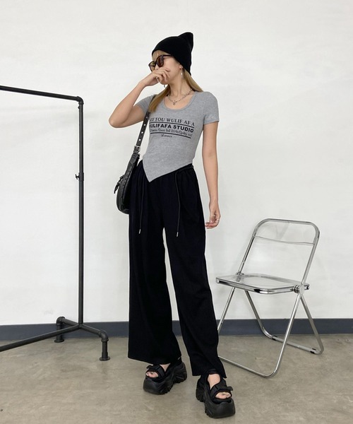 non-hedge（ノンヘッジ）の「オフショルトップスワイドパンツセットアップ（セットアップ・レディース・オートミール/グレー/ブラック・FREE）」の14枚目の写真