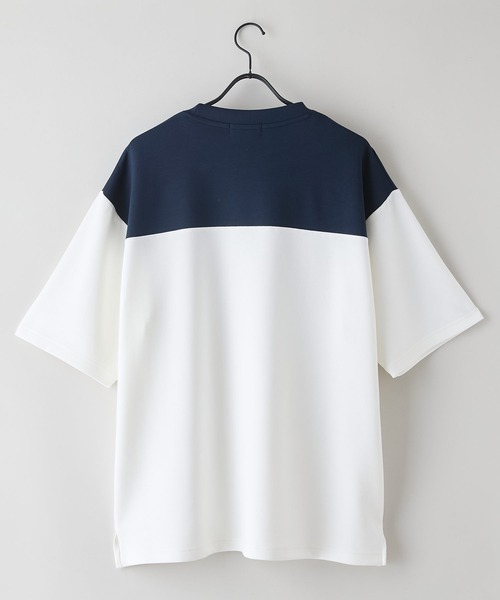 Blue Standard (ブルースタンダード)の「【Blue Standard/ブルースタンダード】接触冷感 COOLスムース フェイクレイヤード フットボール切り替えリラックスフィットTシャツ(Tシャツ/カットソー・メンズ・ホワイト/グレー/オフホワイト/ブルー/ネイビー/ブラック/チャコールグレー/ダークネイビー/グリーン・LARGE/X-LARGE/MEDIUM)」の16枚目の写真