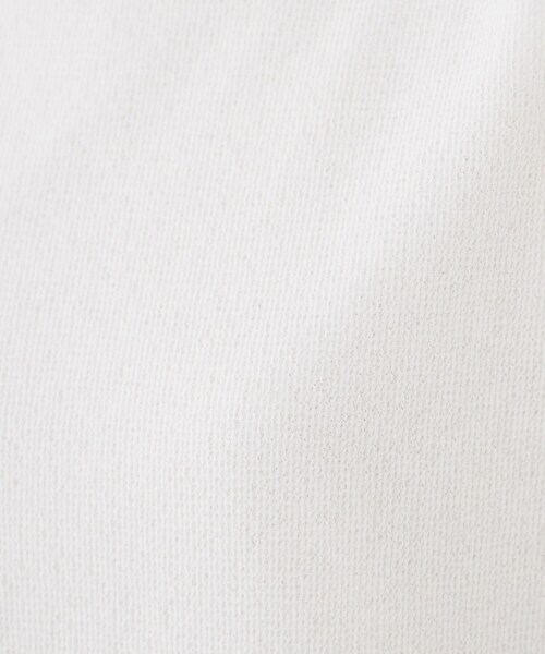 UNTITLED（アンタイトル）の「【ジャージ素材】インナードッキングシアーカットソー（Tシャツ/カットソー・レディース・オフホワイト/チャコールグレー/スモーキーグリーン系・50/44/48/00/02/04）」の8枚目の写真