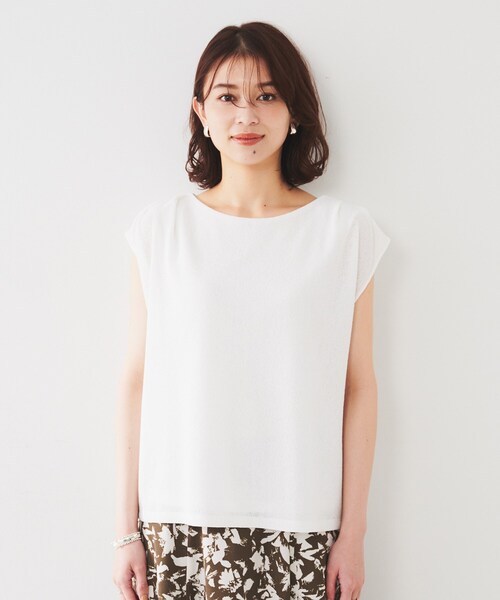 UNTITLED（アンタイトル）の「【ジャージ素材】インナードッキングシアーカットソー（Tシャツ/カットソー・レディース・オフホワイト/チャコールグレー/スモーキーグリーン系・50/44/48/00/02/04）」の17枚目の写真