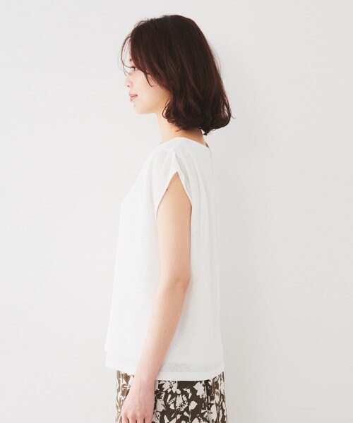 UNTITLED（アンタイトル）の「【ジャージ素材】インナードッキングシアーカットソー（Tシャツ/カットソー・レディース・オフホワイト/チャコールグレー/スモーキーグリーン系・50/44/48/00/02/04）」の18枚目の写真