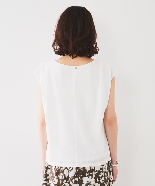 UNTITLED（アンタイトル）の「【ジャージ素材】インナードッキングシアーカットソー（Tシャツ/カットソー・レディース・オフホワイト/チャコールグレー/スモーキーグリーン系・50/44/48/00/02/04）」の19枚目の写真
