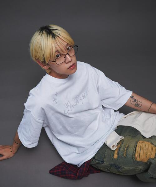 LTR DEPTH（レイターデプス）の「LTR DEPTH/ラインストーングラフィックT（Tシャツ/カットソー・メンズ・ホワイト/ブラック・MEDIUM/LARGE）」の3枚目の写真