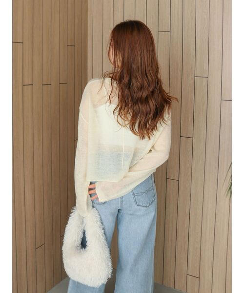 Ungrid(アングリッド)の「フェイクファーラウンドハンドバッグ(ハンドバッグ・レディース・オフホワイト/ブラウン・FREE)」の5枚目の写真