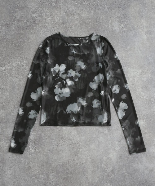 ELUNIS(エルニス)の「フラワー柄シアートップス(長袖)(Tシャツ/カットソー・レディース・ブルー系1/ブラック系1・FREE)」の20枚目の写真