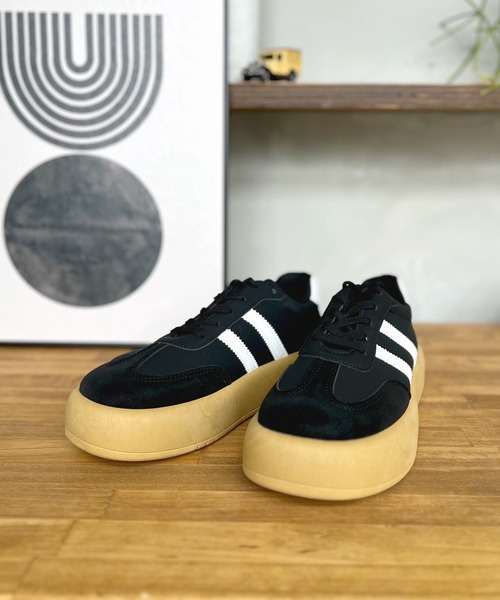 LUGG NAGG(ラグナグ)の「【Design Note】【厚底】ボリュームストリートスニーカー(スニーカー・レディース・ブラック/ホワイト・24.0cm/23.5cm/23.0cm/22.5cm)」の14枚目の写真