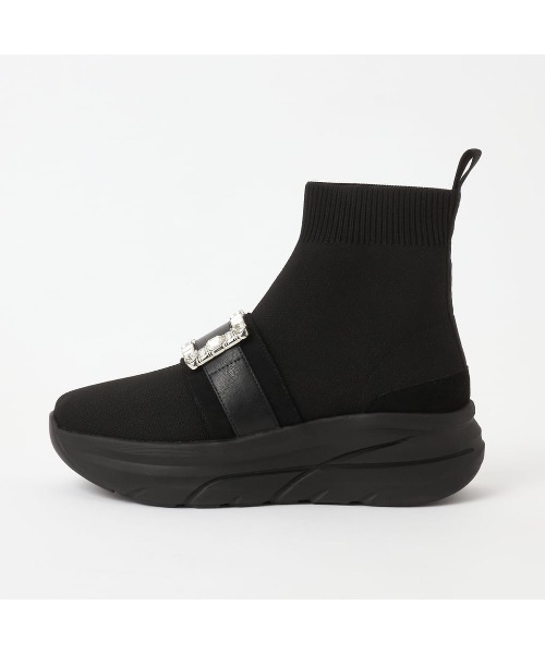 +diana（プラスダイアナ）の「【軽量・撥水加工】クリスタルバックル ニットソックススニーカー（ブーツ・レディース・ブラック・25.5cm/25.0cm/24.5cm/24.0cm/23.5cm/23.0cm/22.5cm/22.0cm/21.5cm）」の2枚目の写真