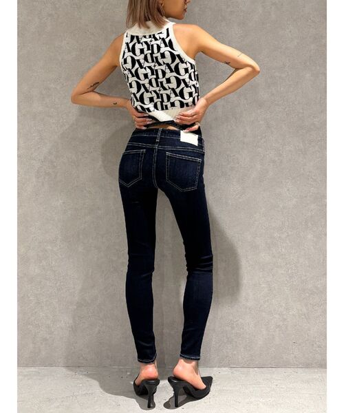 GYDA（ジェイダ）の「【TINY】ハイウエストウエストクロススキニーデニムパンツ（デニムパンツ・レディース・ブラック/ライトブルー/インディゴブルー・SMALL/X-SMALL/MEDIUM）」の17枚目の写真