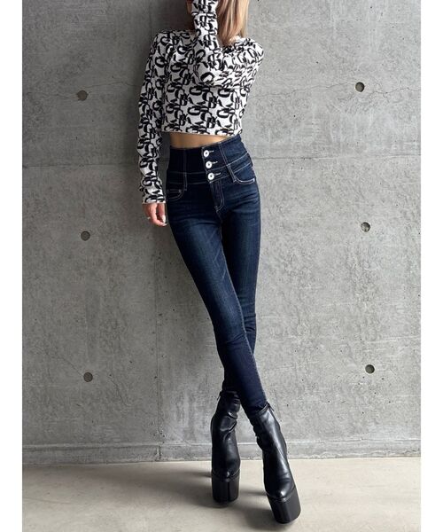 GYDA（ジェイダ）の「【TINY】ハイウエストウエストクロススキニーデニムパンツ（デニムパンツ・レディース・ブラック/ライトブルー/インディゴブルー・SMALL/X-SMALL/MEDIUM）」の18枚目の写真