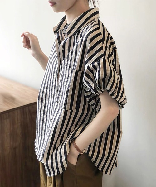 ONEP STAR(ワンピスター)の「ストライプ半袖シャツ(シャツ/ブラウス・レディース・ブラック/グリーン・MEDIUM/LARGE/X-LARGE)」の8枚目の写真