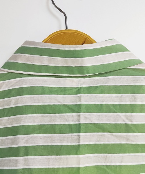ONEP STAR(ワンピスター)の「ストライプ半袖シャツ(シャツ/ブラウス・レディース・ブラック/グリーン・MEDIUM/LARGE/X-LARGE)」の11枚目の写真