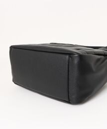 MARY QUANT（マリークワント）の「スクエアシュリンクデイジー トート 