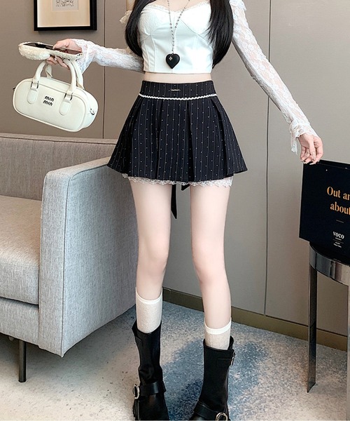 CHUL（チュル）の「裾レースドット柄タックミニスカート（スカート・レディース・ブラック/グレー・SMALL/MEDIUM/LARGE/X-LARGE）」の3枚目の写真