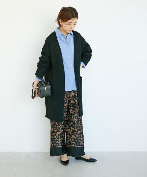 le.coeur blanc（ルクールブラン）の「《WEB限定アイテム》ニュアンスロングカーディガン（カーディガン/ボレロ・レディース・アイボリー/サックスブルー/ライトグレー/ベージュ/ブラック・38）」の6枚目の写真