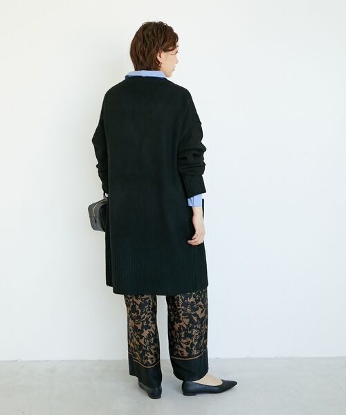 le.coeur blanc（ルクールブラン）の「《WEB限定アイテム》ニュアンスロングカーディガン（カーディガン/ボレロ・レディース・アイボリー/サックスブルー/ライトグレー/ベージュ/ブラック・38）」の7枚目の写真