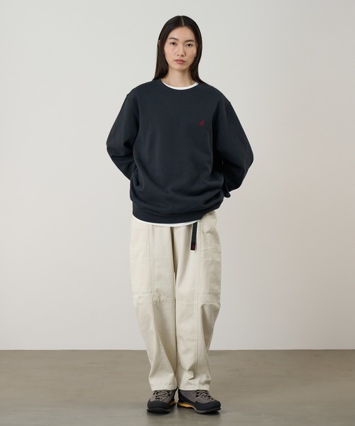 Gramicci(グラミチ)の「ONE POINT CREW SWEATSHIRT|ワンポイントクルースウェットシャツ UNISEX(スウェット・メンズ・ダークネイビー/ダークブラウン系/ヘザーグレー/オレンジ/レッド/ブラック系その他・L/S/XXL/XL/M)」の10枚目の写真