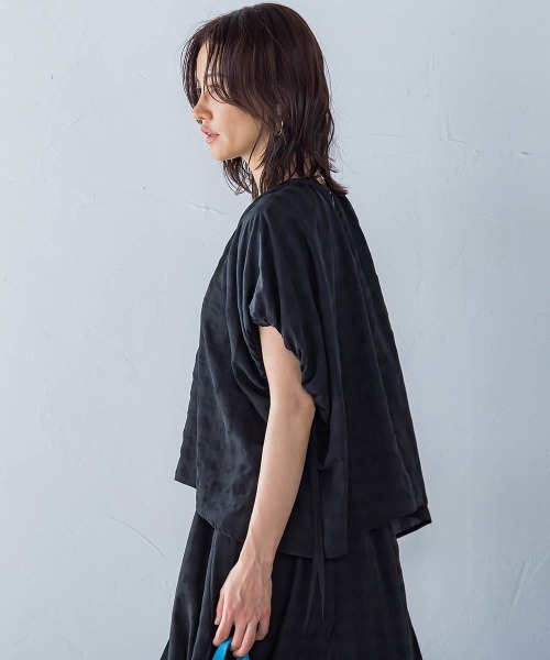 LAUTREAMONT(ロートレアモン)の「ギンガムチェック ブラウス≪セットアップ対応/手洗い可能≫(シャツ/ブラウス・レディース・ブラック系その他/ブラウン系その他・9号)」の17枚目の写真