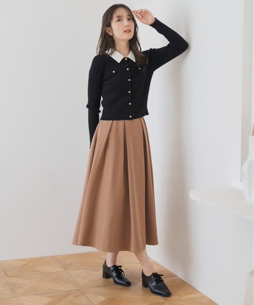 MISCH MASCH（ミッシュマッシュ）の「タックフレアカラースカート（スカート・レディース・レッド/グリーン/キャメル・M/S）」の2枚目の写真