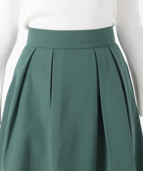 MISCH MASCH（ミッシュマッシュ）の「タックフレアカラースカート（スカート・レディース・レッド/グリーン/キャメル・M/S）」の16枚目の写真