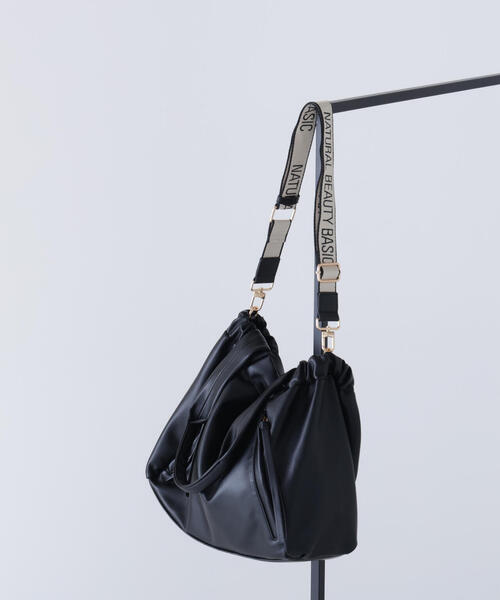 NATURAL BEAUTY BASIC(ナチュラルビューティーベーシック)の「◇ギャザリングフェイクレザー2wayトートバッグ(トートバッグ・レディース・ブラック/キャメル・フリ-)」の1枚目の写真