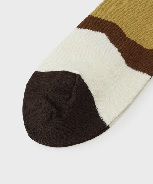 TAKEO KIKUCHI（タケオキクチ）の「ダズルボーダーソックス（ソックス/靴下・メンズ・ワイン系1/ブラック系4/ブラウン系その他5・00）」の5枚目の写真