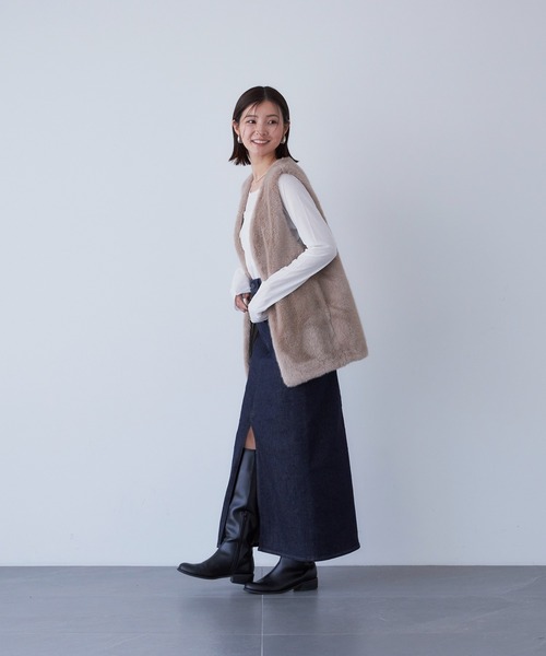 YANUK（ヤヌーク）の「スリットロングスカート（デニムスカート・レディース・インディゴブルー・XS/S/M）」の2枚目の写真