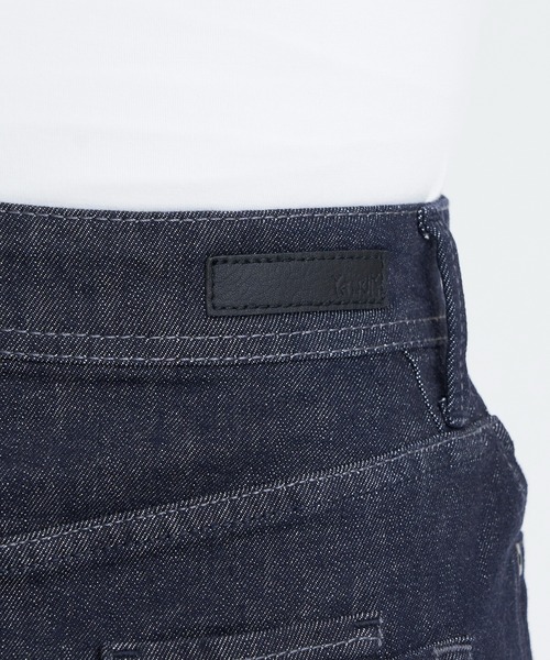 YANUK（ヤヌーク）の「スリットロングスカート（デニムスカート・レディース・インディゴブルー・XS/S/M）」の12枚目の写真