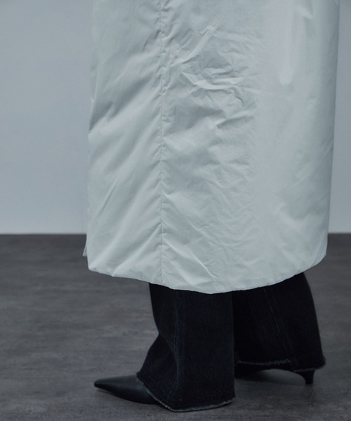 DESCENTE ALLTERRAIN（デサント　オルテライン）の「【DESCENTE ALLTERRAIN（デサントオルテライン）】別注ステンカラーパフコート（ダウンジャケット/コート・レディース・ブラック系その他/ライトグレー・FREE）」の11枚目の写真