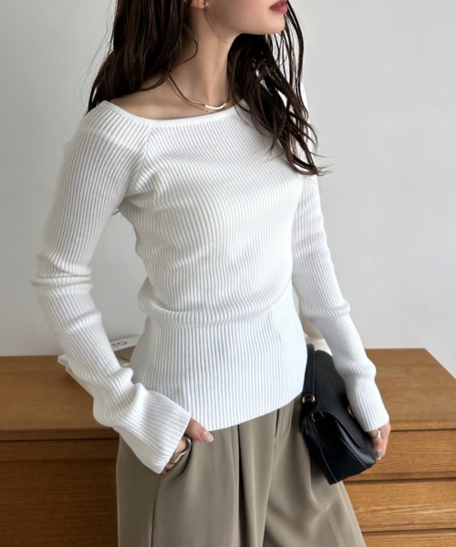 Eclat one(エクラワン)の「【Eclat one】デコルテ リブ コンパクト ニット(ニット/セーター・レディース・グレー/オフホワイト/ブラック/ピンク・M)」の8枚目の写真