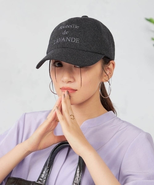 a.v.v(アーヴェヴェ)の「刺繍ロゴフランネルキャップ(キャップ・レディース・ブラウン/グレー/チャコールグレー・38)」の15枚目の写真