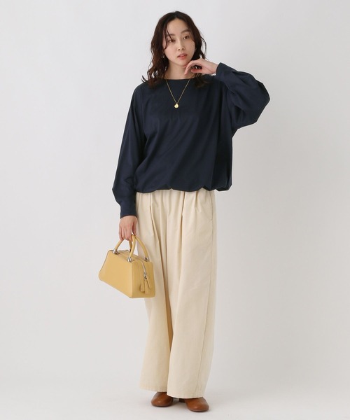 Elura(エルーラ)の「ブラウスライクプルオーバー/588165(Tシャツ/カットソー・レディース・ネイビー/ホワイト・FREE)」の11枚目の写真