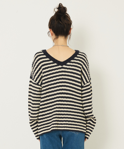 abahouse mavie（アバハウスマヴィ）の「ローゲージ2WAYニット（ニット/セーター・レディース・オフホワイト/ネイビー・フリー）」の16枚目の写真