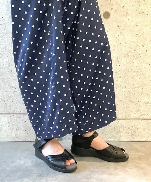 日本製／本革／軽量／3E幅】ふかふかポコポコインソール クロスバー