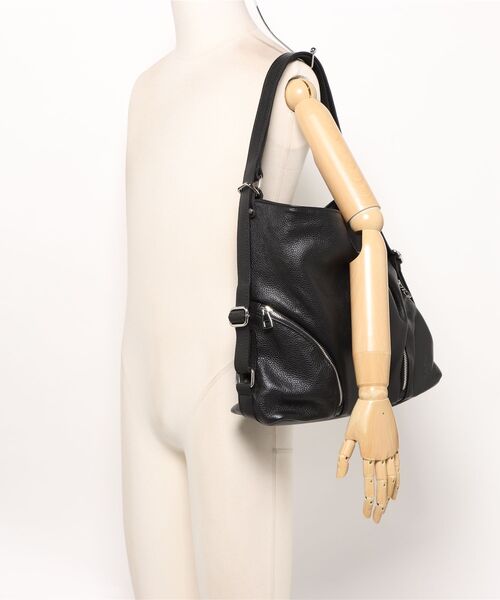 andrea cardone（アンドレアカルドネ）の「【ANDREA CARDONE】シュリンクレザー2WAYバッグ(Q56393)（トートバッグ・レディース・ブラック・ALL）」の5枚目の写真