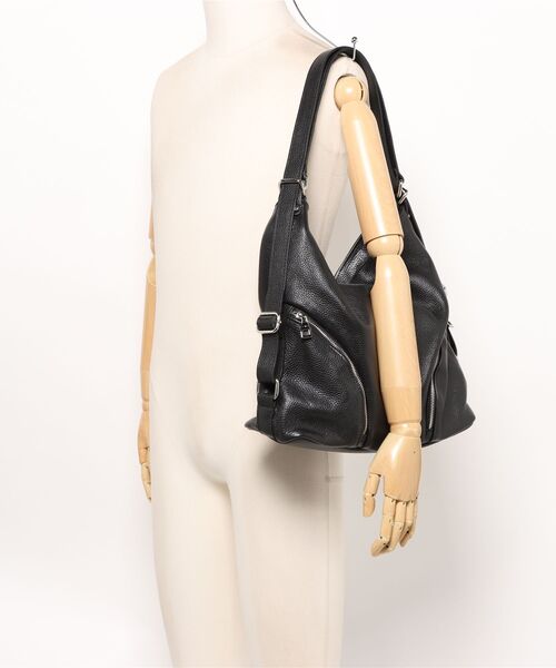 andrea cardone（アンドレアカルドネ）の「【ANDREA CARDONE】シュリンクレザー2WAYバッグ(Q56393)（トートバッグ・レディース・ブラック・ALL）」の7枚目の写真