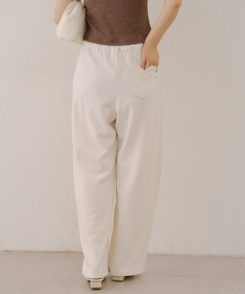 Another Branch olive des olive（アナザーブランチオリーブデオリーブ）の「ハートポケットスウェットバレルパンツ（スウェットパンツ・レディース・ブラック/ピンク/アイボリー/トップグレー・FREE）」の6枚目の写真