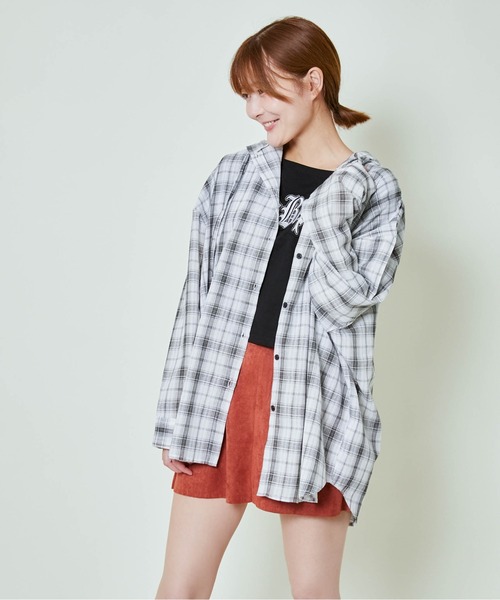 GORGE(ゴージ)の「《フード付き×ルーズシルエット》レディース チェック柄 シャツ 長袖 羽織り 春秋冬(シャツ/ブラウス・レディース・オレンジ/ブラック/アイボリー・F)」の9枚目の写真