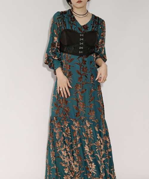 Ezick（エジック）の「opal velours dress フラワーベロアドレス