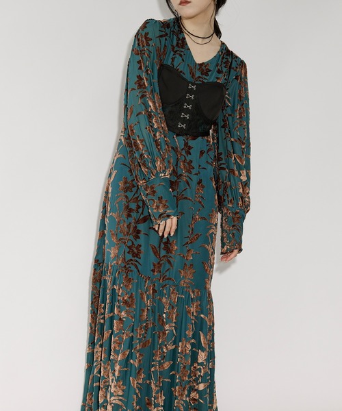 Ezick（エジック）の「opal velours dress フラワーベロアドレス