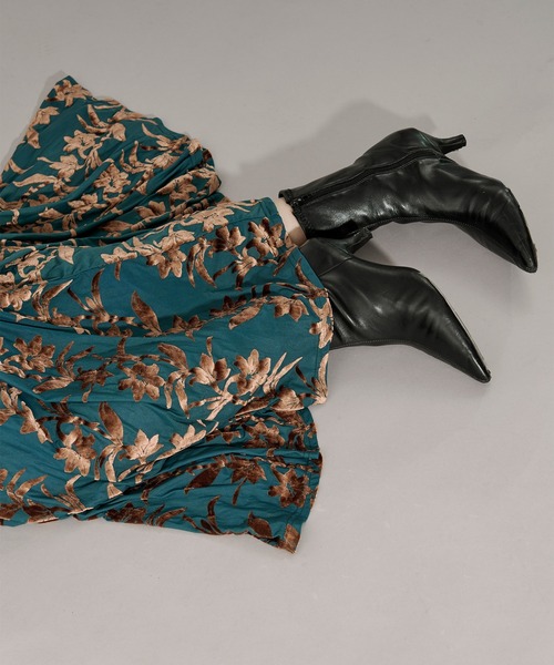 Ezick（エジック）の「opal velours dress フラワーベロアドレス