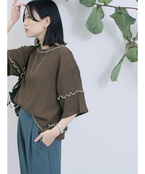 Samansa Mos2 blue(サマンサモスモスブルー)の「配色メローアソートプルオーバー(Tシャツ/カットソー・レディース・ブラック/レッド/キナリ/シルバーグレー/ブラウン・F)」の4枚目の写真