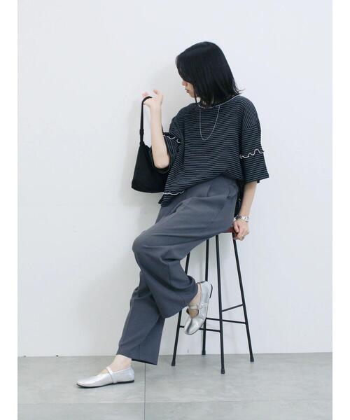 Samansa Mos2 blue(サマンサモスモスブルー)の「配色メローアソートプルオーバー(Tシャツ/カットソー・レディース・ブラック/レッド/キナリ/シルバーグレー/ブラウン・F)」の22枚目の写真