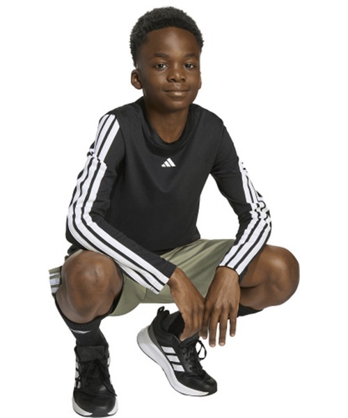 adidas（アディダス）の「adidas/アディダス 長袖 Tシャツ ロンT キッズ 吸汗速乾 通気性 ロゴ スリーストライプス KLJ85（Tシャツ/カットソー・キッズ・ブラック×ホワイト/ホワイト×ブラック・150cm/160cm/130cm/140cm）」の6枚目の写真