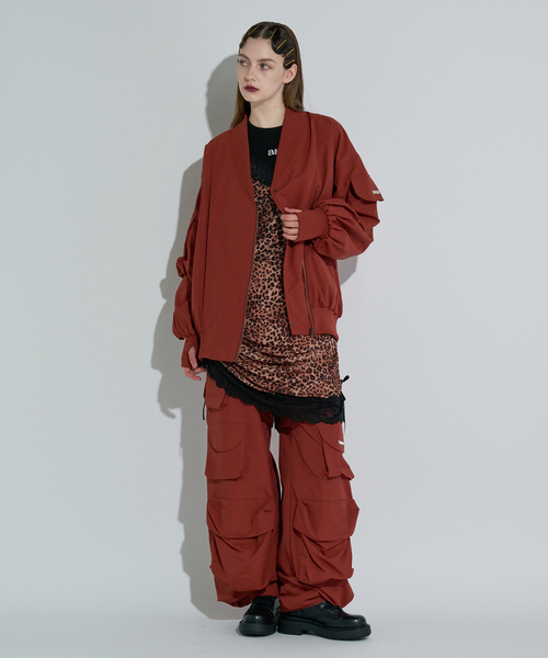 ANNA SUI NYC（アナ スイ エヌ ワイ シー）の「ANNA SUI NYC / アナスイエヌワイシー マットオーバージャンパー（ブルゾン・レディース・ブラウン/ブラック・FREE）」の3枚目の写真