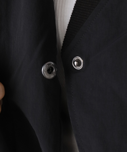 ANNA SUI NYC（アナ スイ エヌ ワイ シー）の「ANNA SUI NYC / アナスイエヌワイシー マットオーバージャンパー（ブルゾン・レディース・ブラウン/ブラック・FREE）」の11枚目の写真