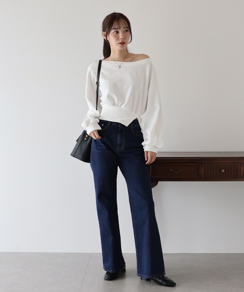 BLUEEAST（ブルーイースト）の「《新色追加》オフショルダースウェット（スウェット・レディース・ホワイト/グレー/ブラック/アイボリー/ピンクベージュ・MEDIUM）」の12枚目の写真