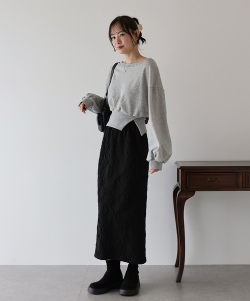 BLUEEAST（ブルーイースト）の「《新色追加》オフショルダースウェット（スウェット・レディース・ホワイト/グレー/ブラック/アイボリー/ピンクベージュ・MEDIUM）」の20枚目の写真